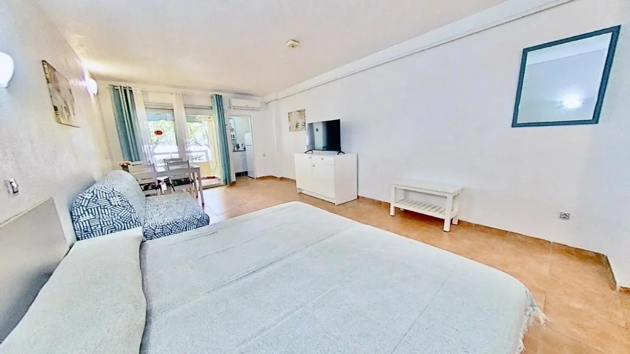 Appartament Alboran Apartment Salou