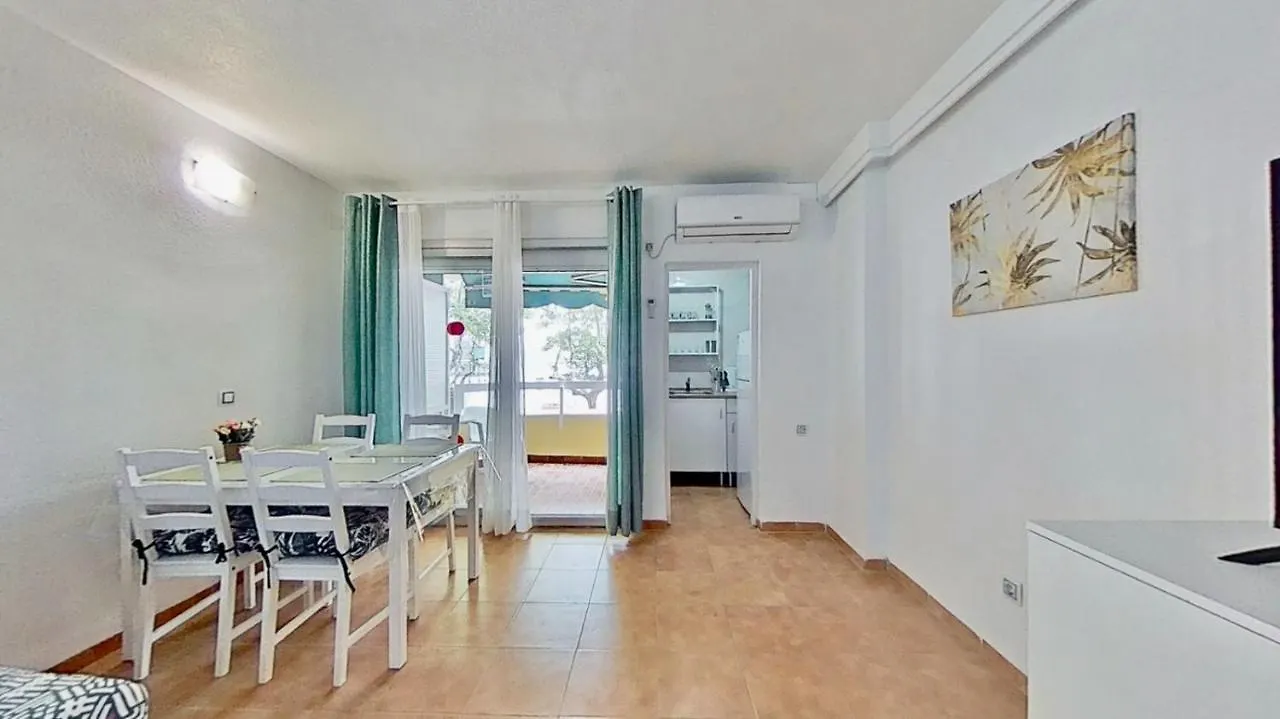 Appartament Alboran Apartment Salou 0*,